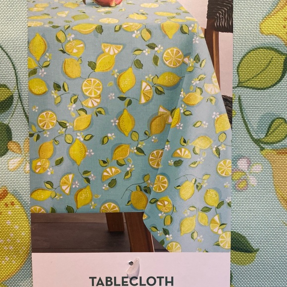 Trina Turk Lemon Tablecloth, 52" x 70" Oblong, Indoor/Outdoor, Lemon Tablecloth - Picture 3 of 10